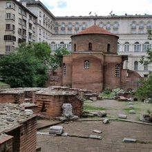 聖ゲオルゲ教会が目の前