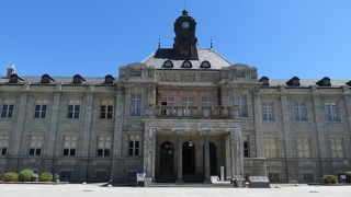 英国近世復興様式のレンガ造りの・・・