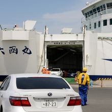 大間フェリーターミナル　車　乗船口