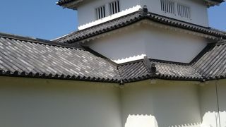 本丸の天守閣の奥