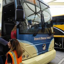 空港からホテルへ