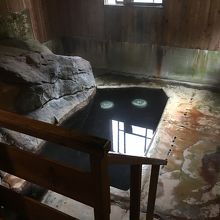 混浴の内湯