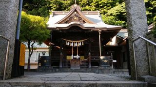 根岸の八幡神社