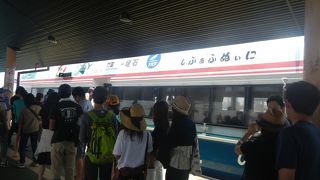 こちらも石垣島と周辺の離島を結ぶ航路を運航