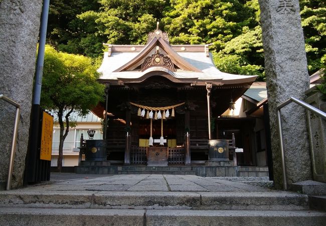 根岸の八幡神社