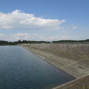 山口ダムはアースフィルダムです。