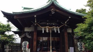 坂の途中から見るのもよい