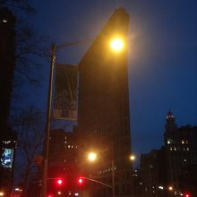 なんだか遠目に見るとモデムのようにみえる