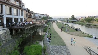 洒落て粋な夏の楽しさだ