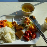 私が持って来た朝食です