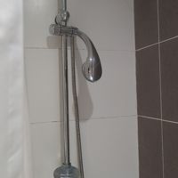 部屋やベットは良かったが、バスルームのカランセット出来ず