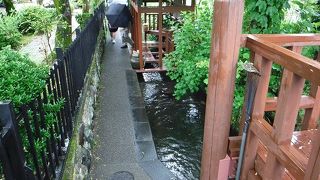 素敵な雰囲気の小路