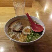 本格的ラーメンがいただける