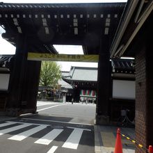 西本願寺総門　