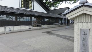 現在もこの倉庫は・・・