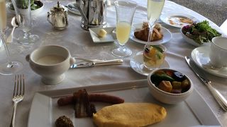 朝からシャンパン