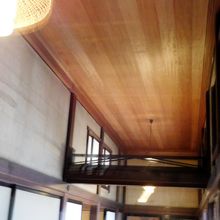 和館の１枚板の天井