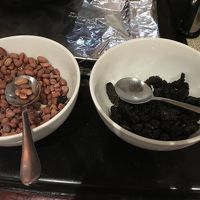 芋虫あります。