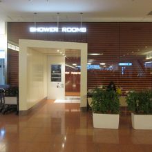 シャワールーム　2階到着ロビー (羽田空港国際線旅客ターミナ