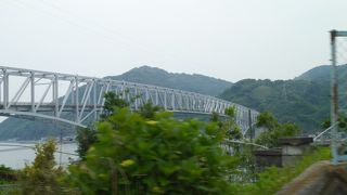 これもまた橋。