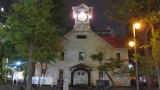 夜の札幌市時計台