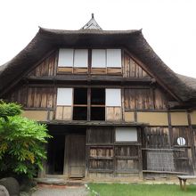 田麦俣の多層民家