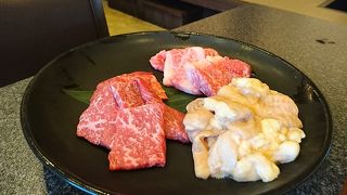 夕陽を見ながらリーズナブル石垣牛焼き肉最高