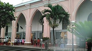 こんな所に大聖堂が