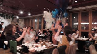 客参加型のサンバショーが楽しかった