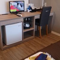 お部屋には浴衣があります　冷蔵庫テレビもあり無料Wi-Fiも