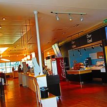 ダイヤモンドラウンジ