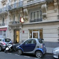 パリムの外観。リヨン駅から1-2分の距離。