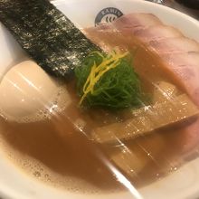 味玉チャーシューらーめん　1,130円