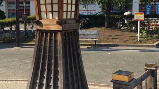 東海道五十三次の絵画に描かれた帷子橋モニュメント