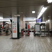 泉岳寺駅の改札