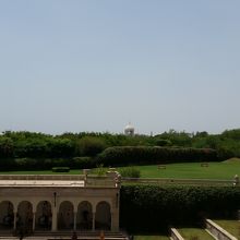 ホテルのロビーから