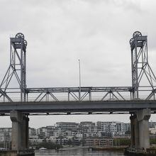 タワーブリッジに似ていました