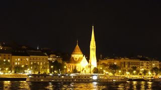 童話の世界のような教会です