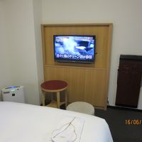 ズボンプレッサーと空気清浄機配備