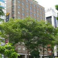 空港バスが目の前にとまる快適なホテル