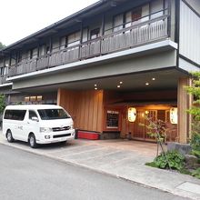 和の旅館２階建て