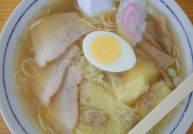 ワンタン麺