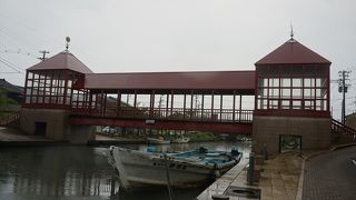 唯一の屋根付き橋