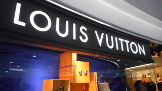 ビィトン店で買い物