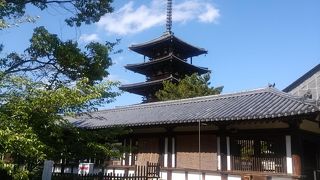 国宝の内群を抜いて長い歴史を持つ