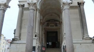 鐘楼に上がってみればよかったと悔やまれる