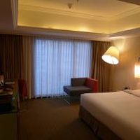 一人で使うには十分広いです。