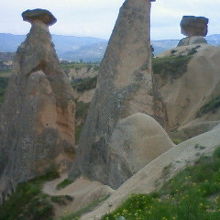 きのこ岩　三美人