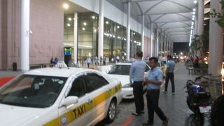 空港からのタクシー事情