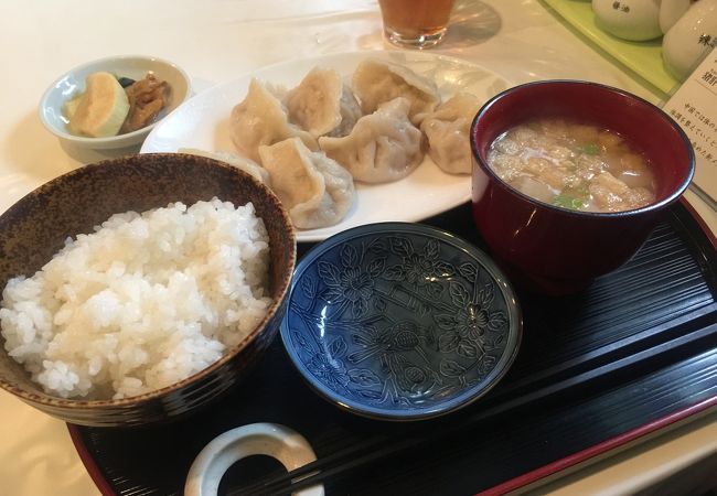 もちもちの水餃子！